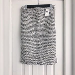 BANANA REPUBLIC Sheath Pencil Skirt 2 Tall (Fits 4